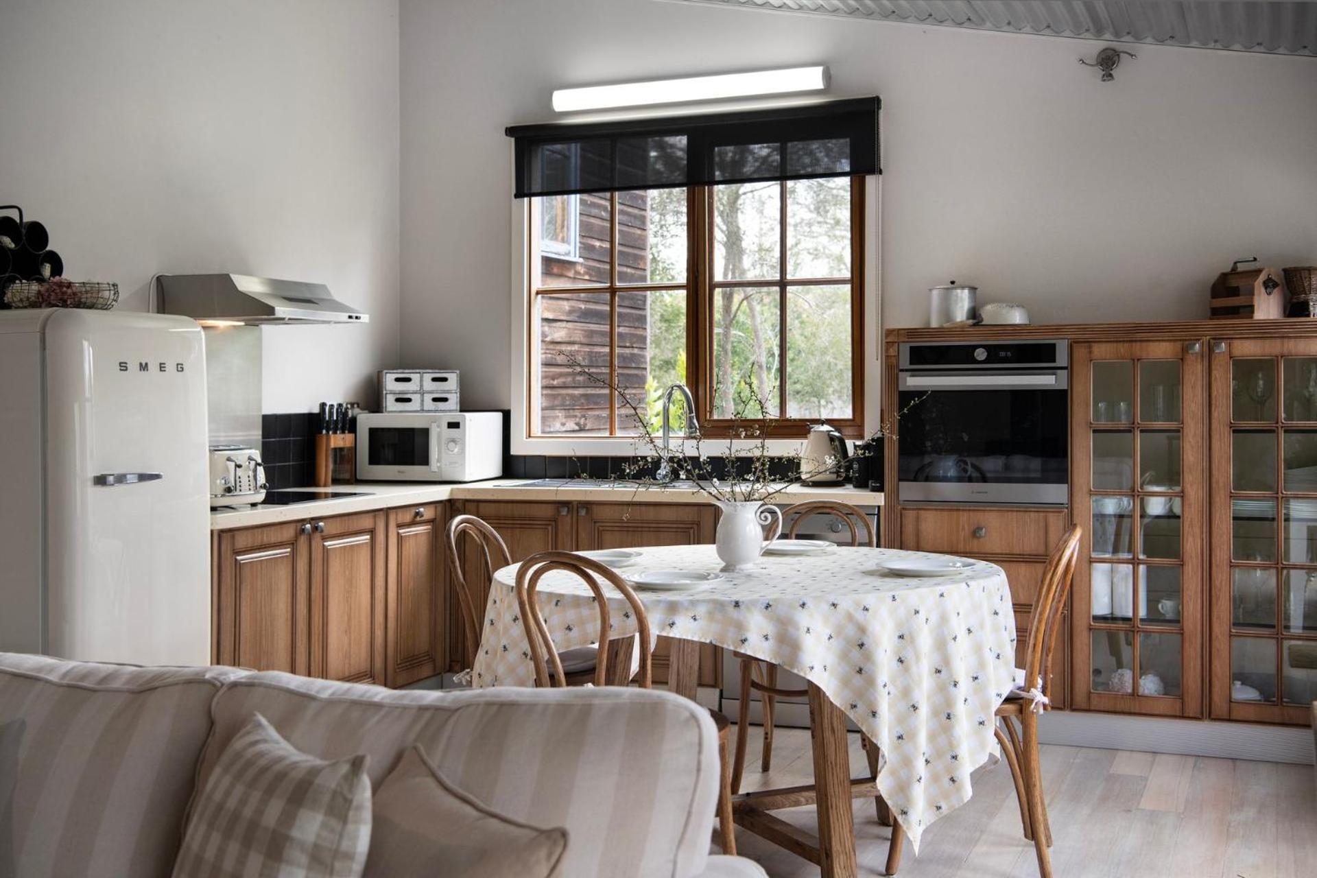 French Cottage Дейлсфорд Экстерьер фото